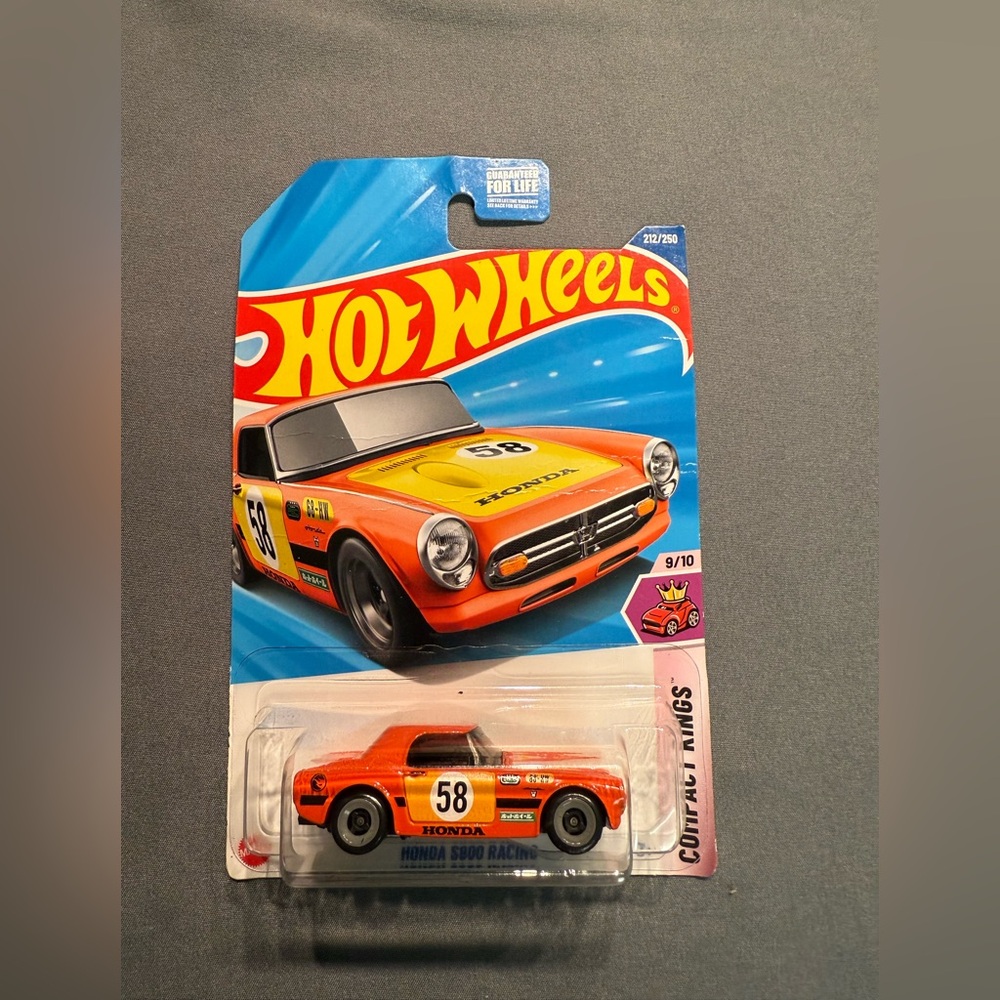 Hot Wheels *Treasure Hunt* Honda S800 compact kings series